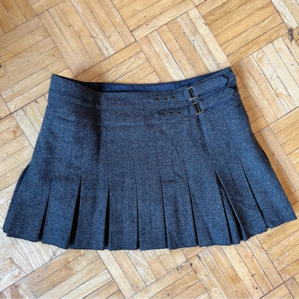 ❌SOLD❌ Vintage American Eagle Outfitters Wool Pleated mini skirt